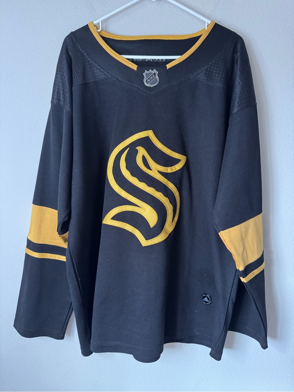 Adidas Seattle Kraken Pike Custom Hockey Jersey Black Gold NHL Size 52
